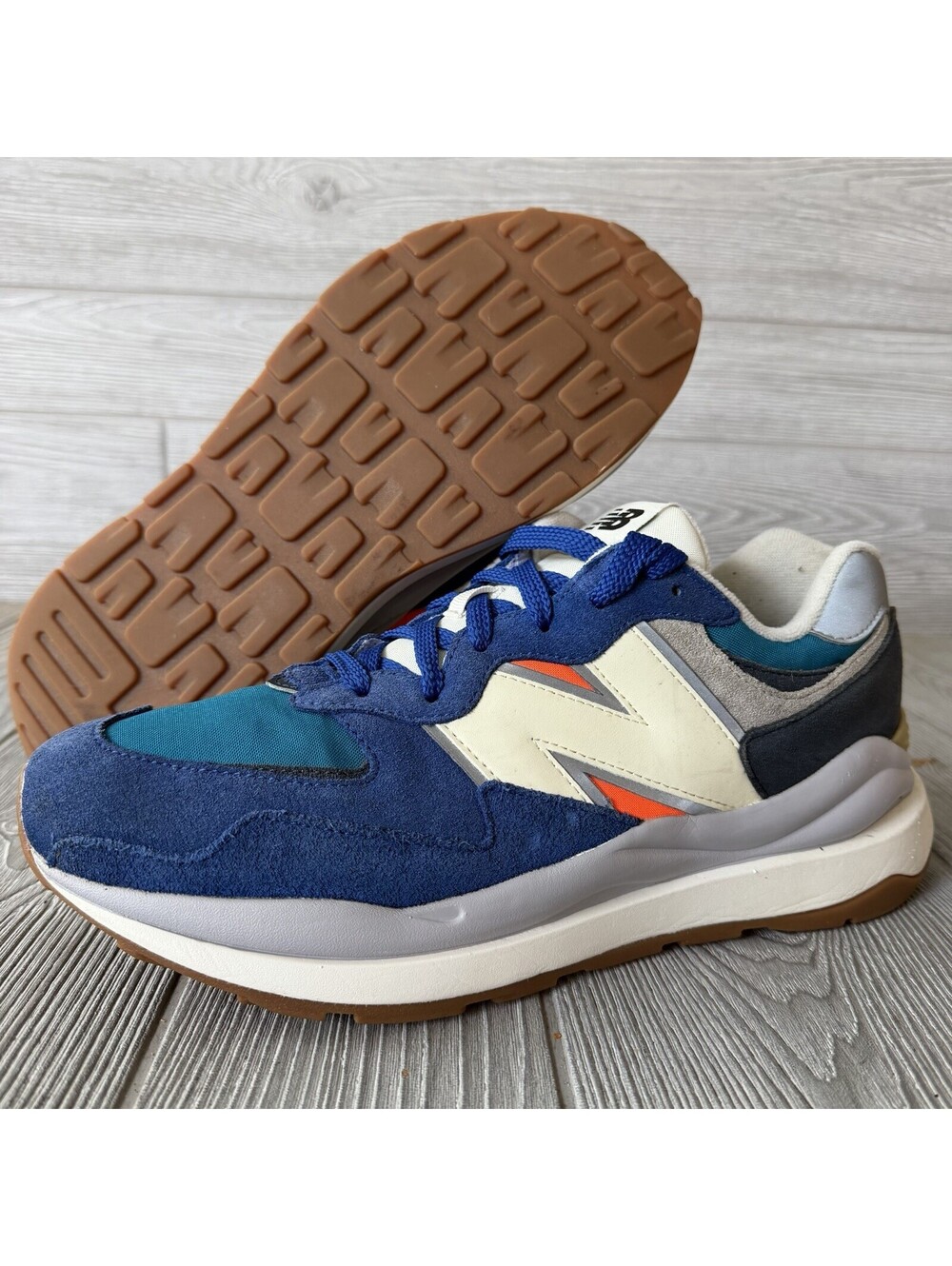 New Balance 57/40 M5740 Men’s Size 10 D Blue Teal Orange Gum Sole Sneakers Retro